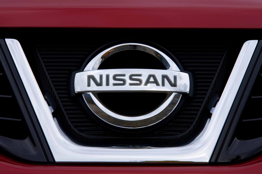  Nissan Qashqai 2010 года  (фото 140 из 204)